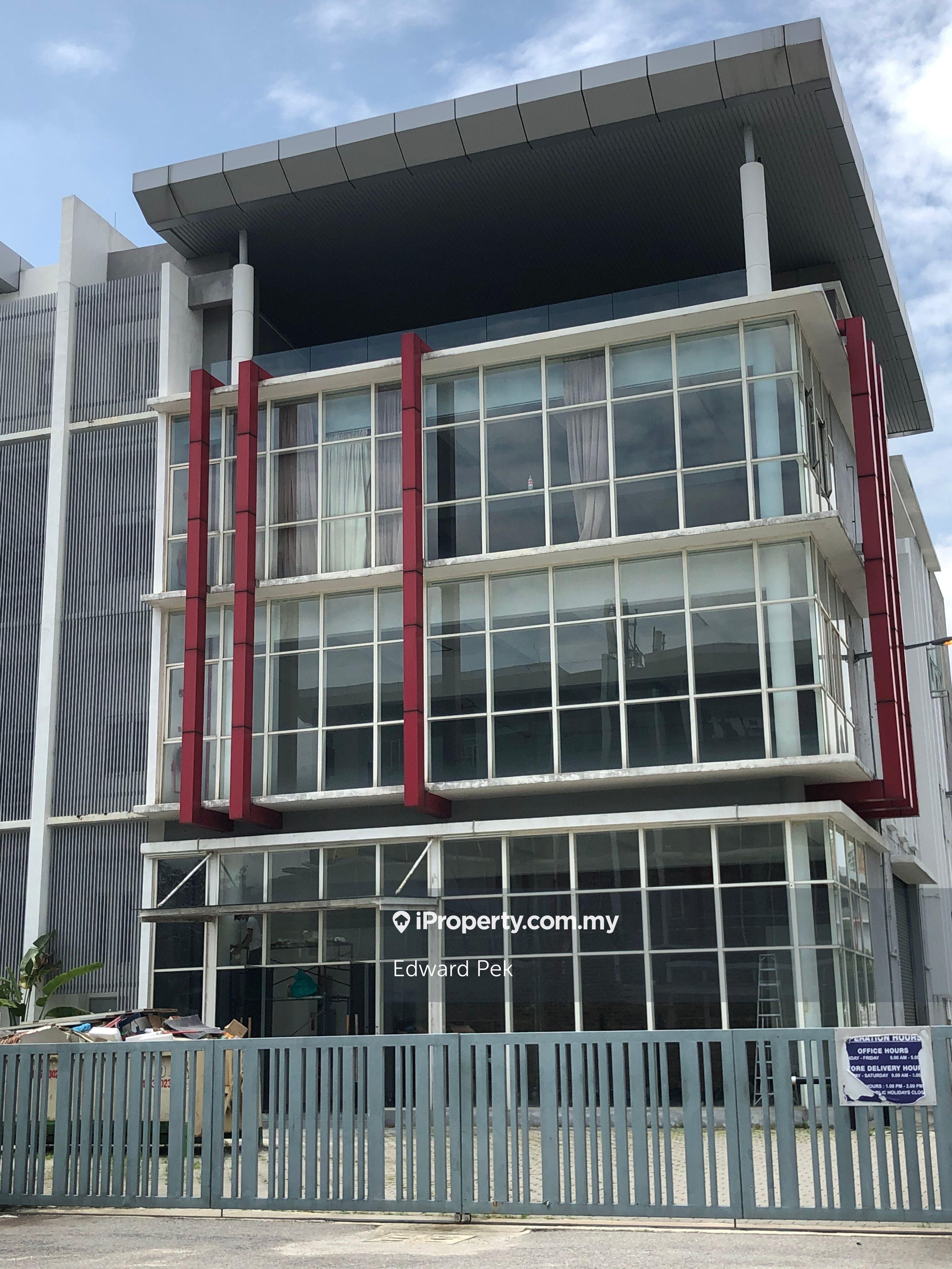 3.5 Sty Semi-D Factory For Rent