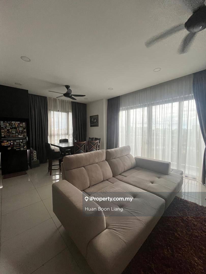 Paisley Tropicana Metropark Nice Maintenance Unit For Rent