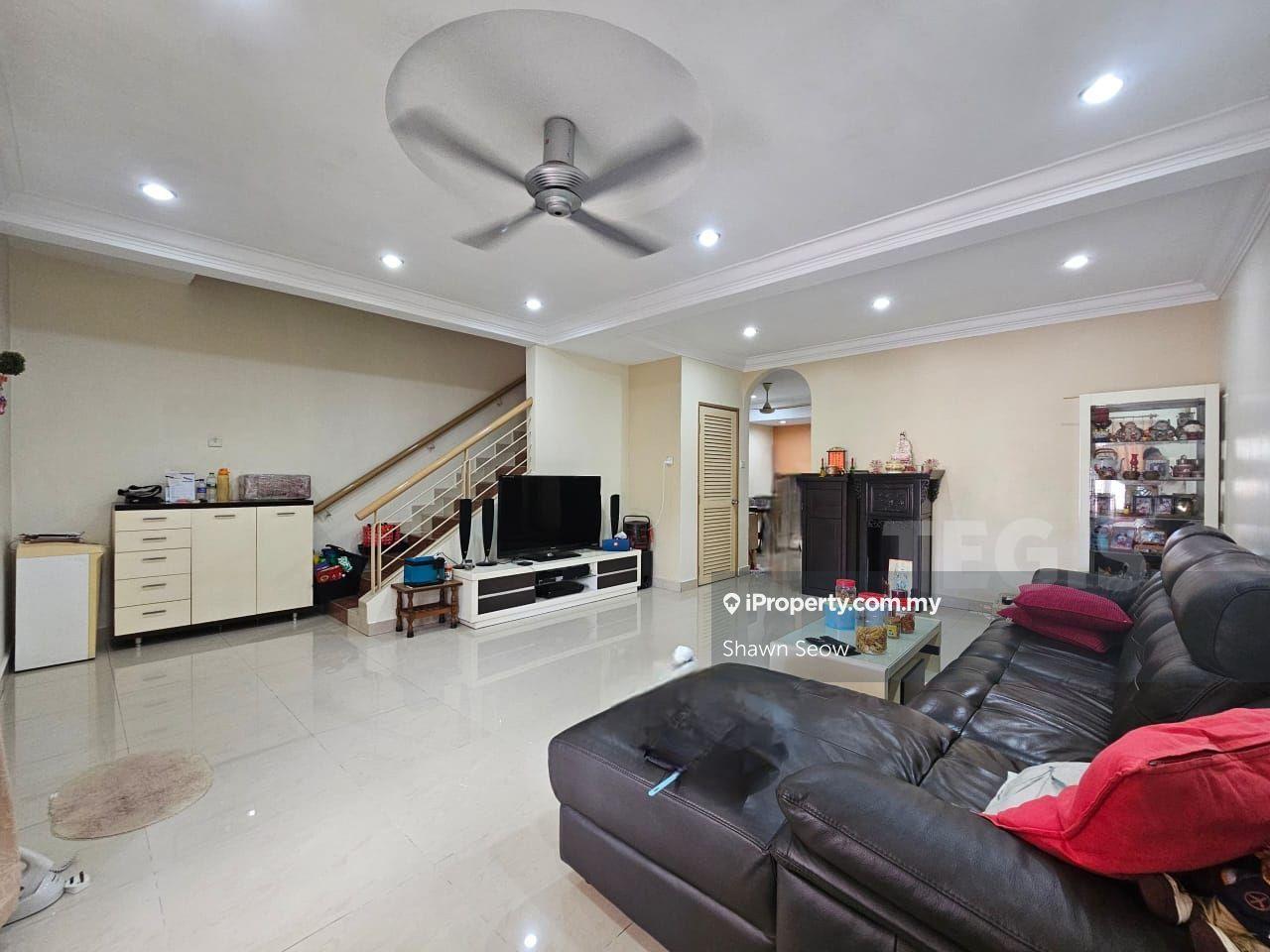 Facing Open! Fully Extended Up Down Double Storey 20x70! Kota Kemuning