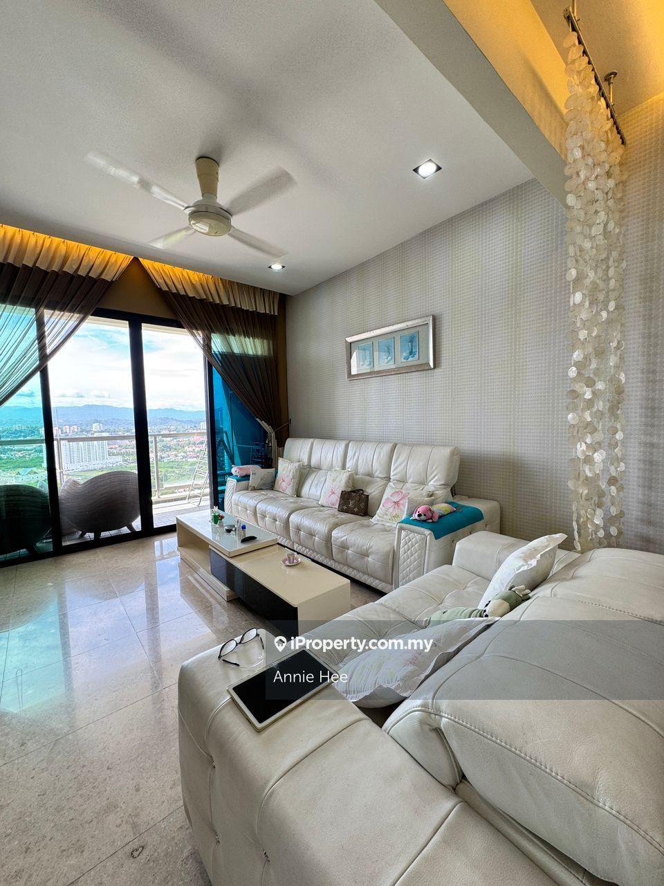 The Peak Vista Condominium Unit For Sale