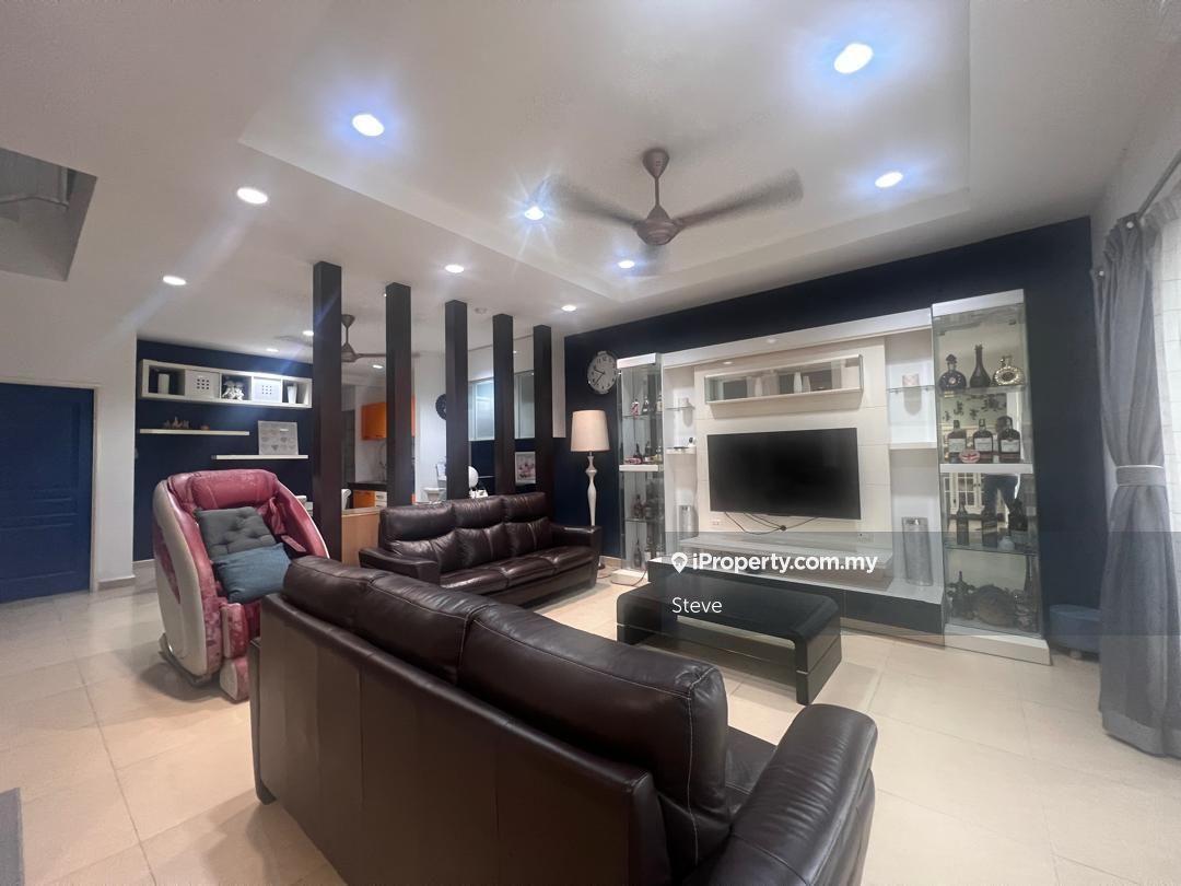 Fully renovated kitchen extended