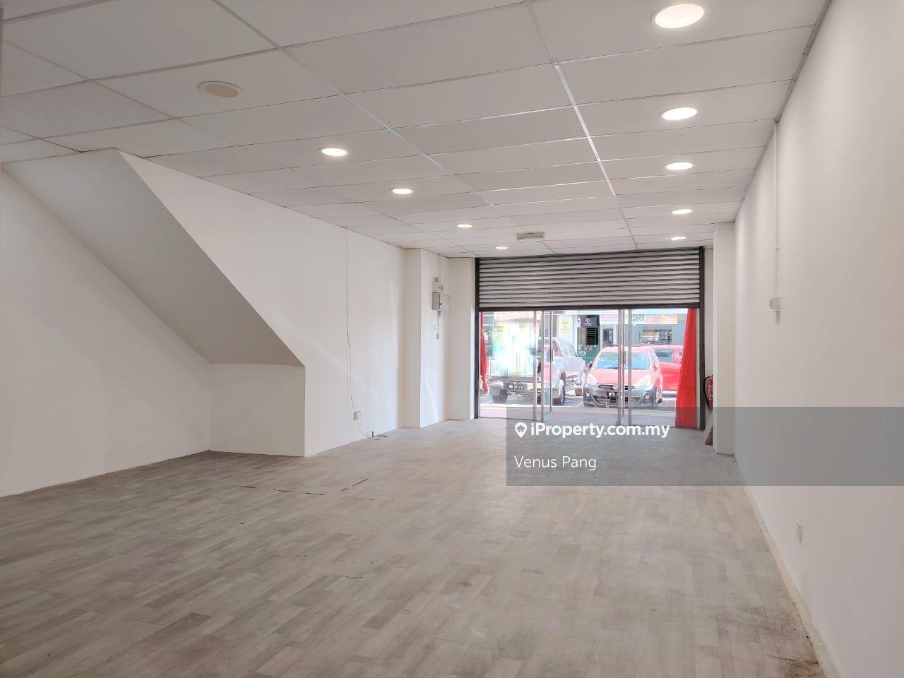 OUG Ground floor shop for rent