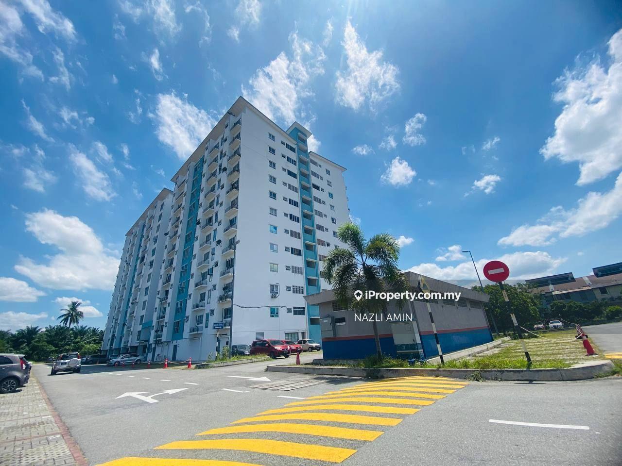 Pangsapuri Jenderam Indah Dengkil Level 1 with Lift For Sale