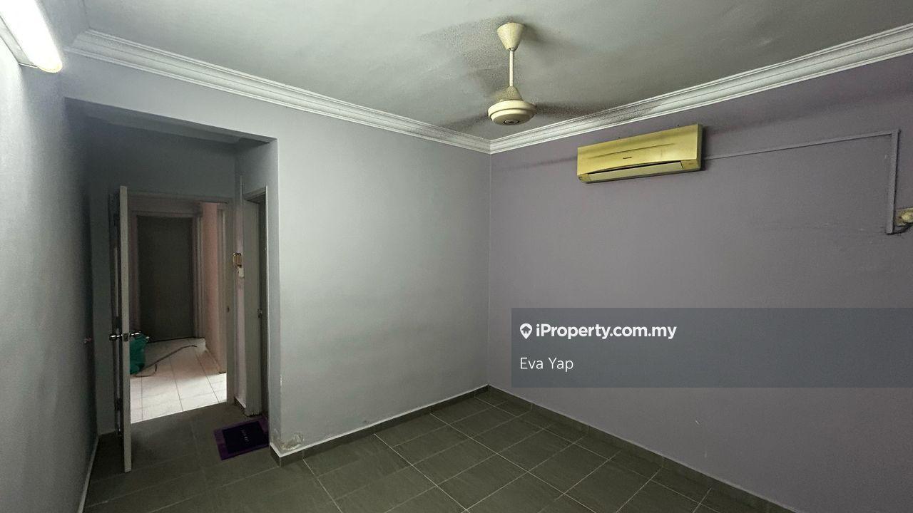 Sd Apartment First Floor for Rent