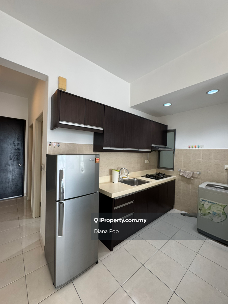 Tropics City Damansara Designer Suites Facing Pool For Sale