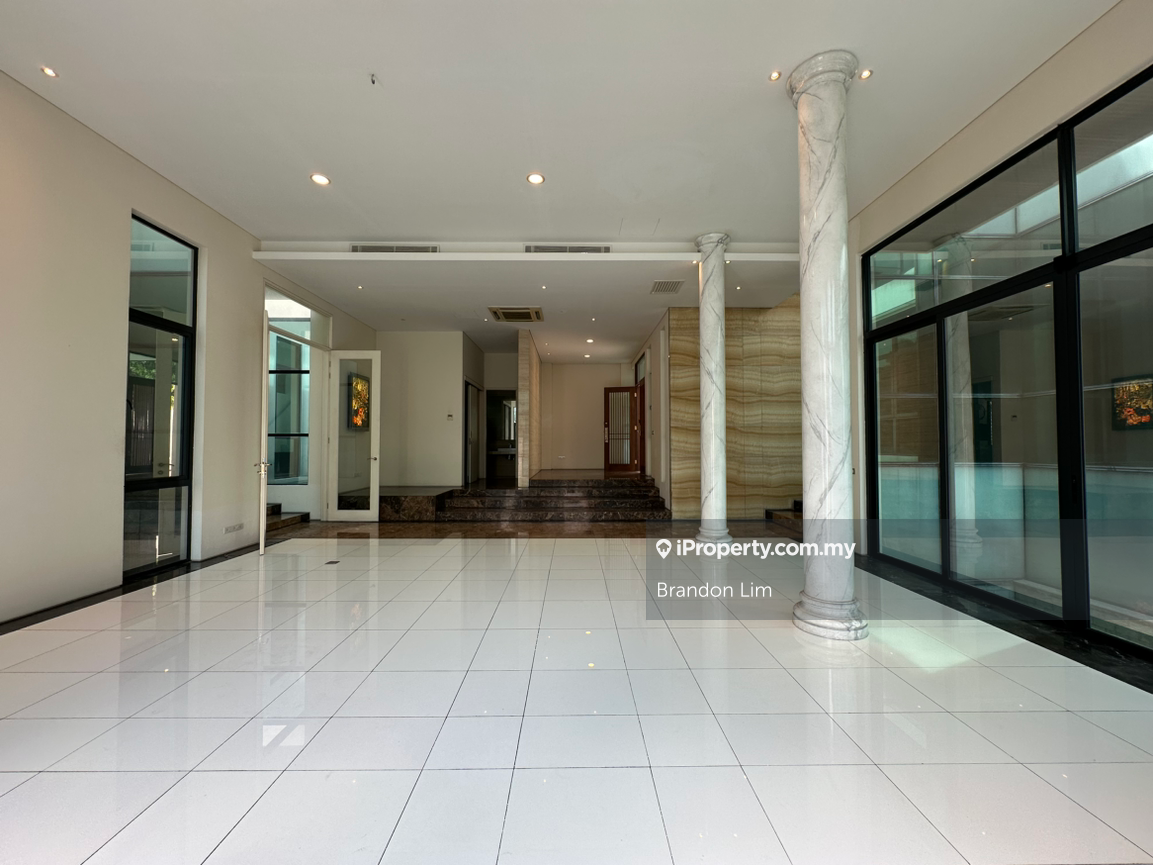 Brand New Modern Bungalow