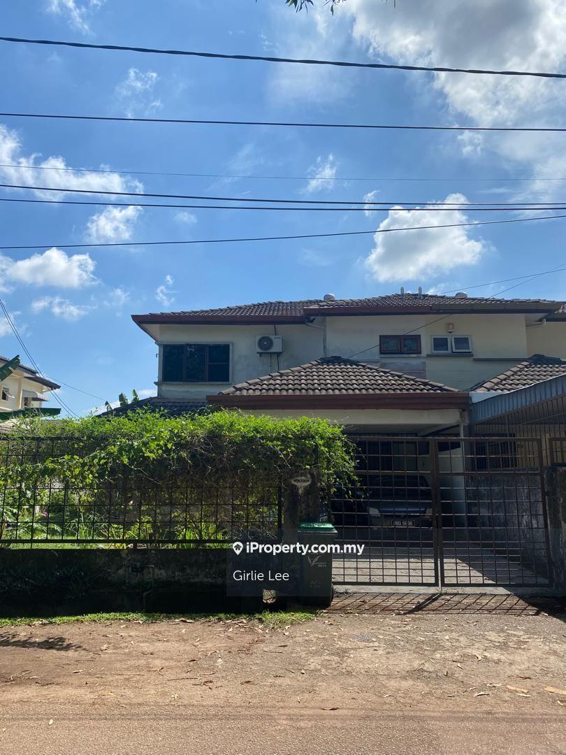 Good buy semi detached town area