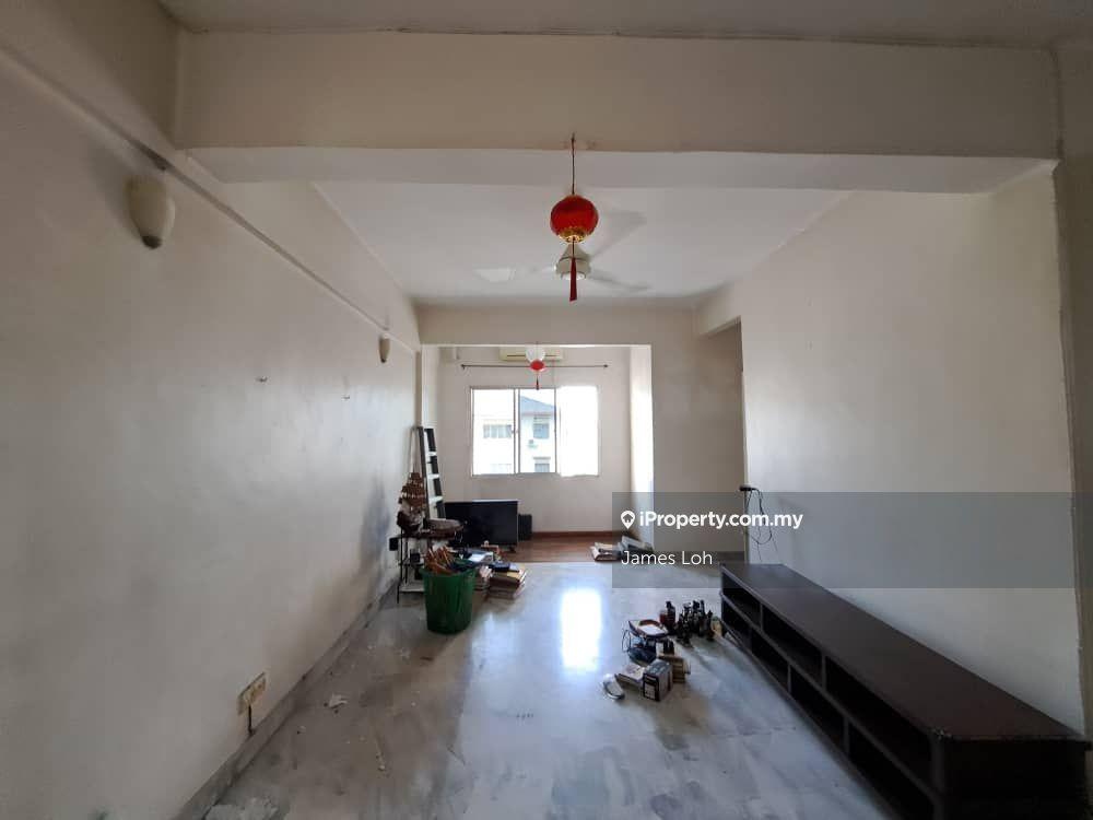 Goodyear Court 7 - 862 sqft for Sale