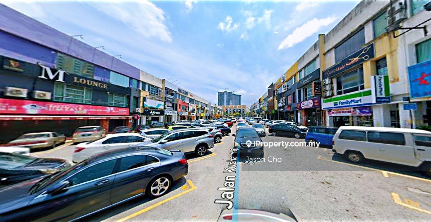 Exclusive 3 Storey Corner Shop lot For Sale At Kuchai Lama