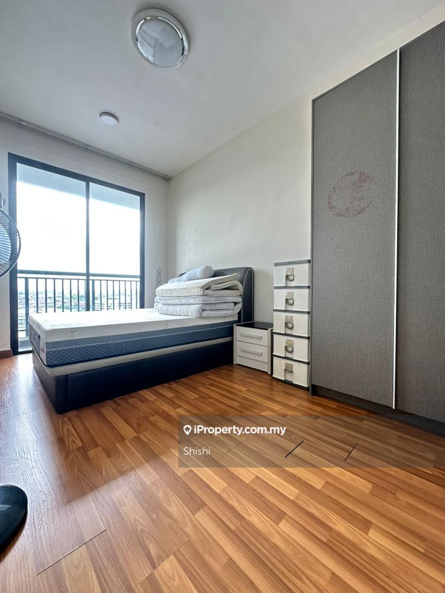 G Residence @ Plentong Masai 1bed 2baths fully furnished for rent