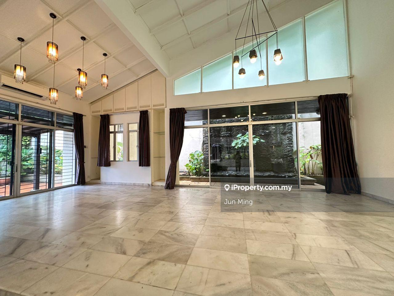 Ampang ,2 Storey Bangalow house for Rent 