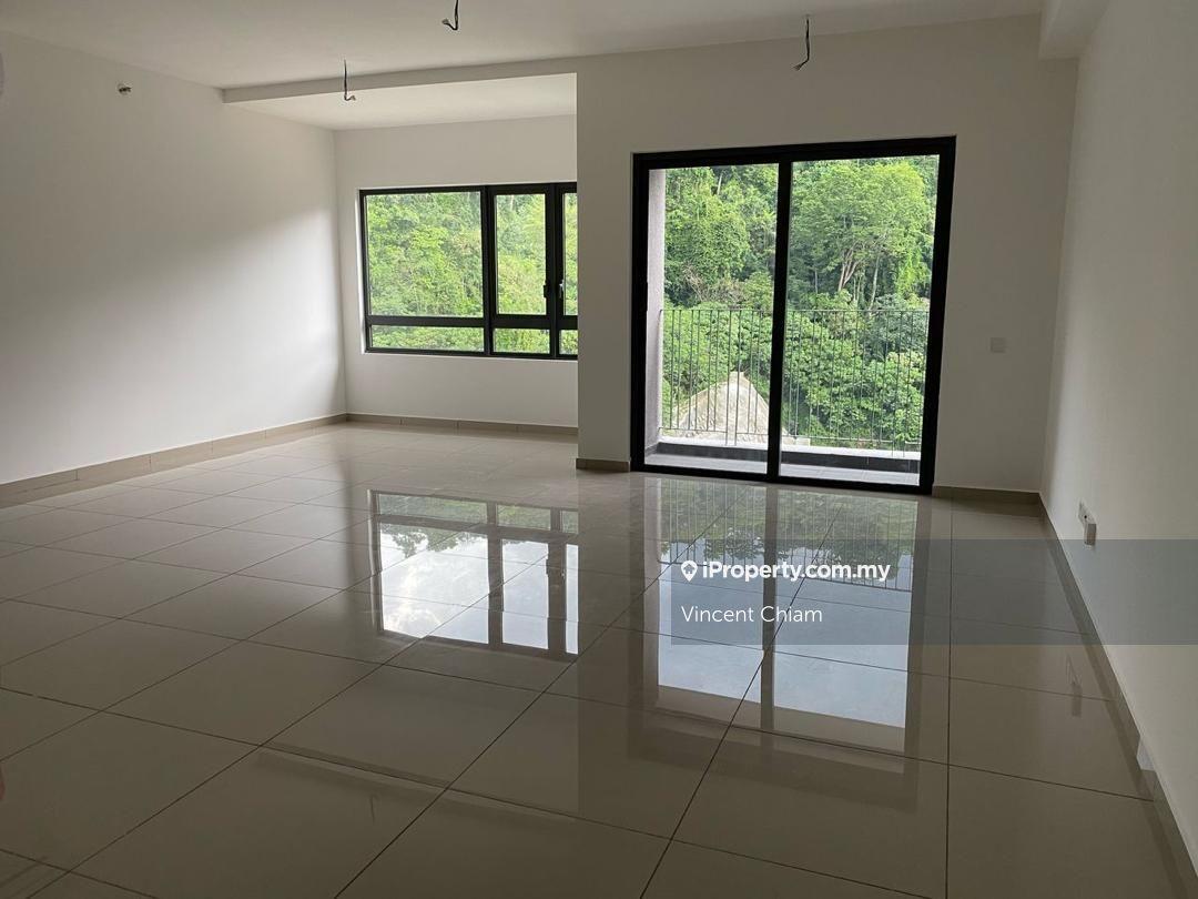 D'Erica brand new unit - 1540 sf