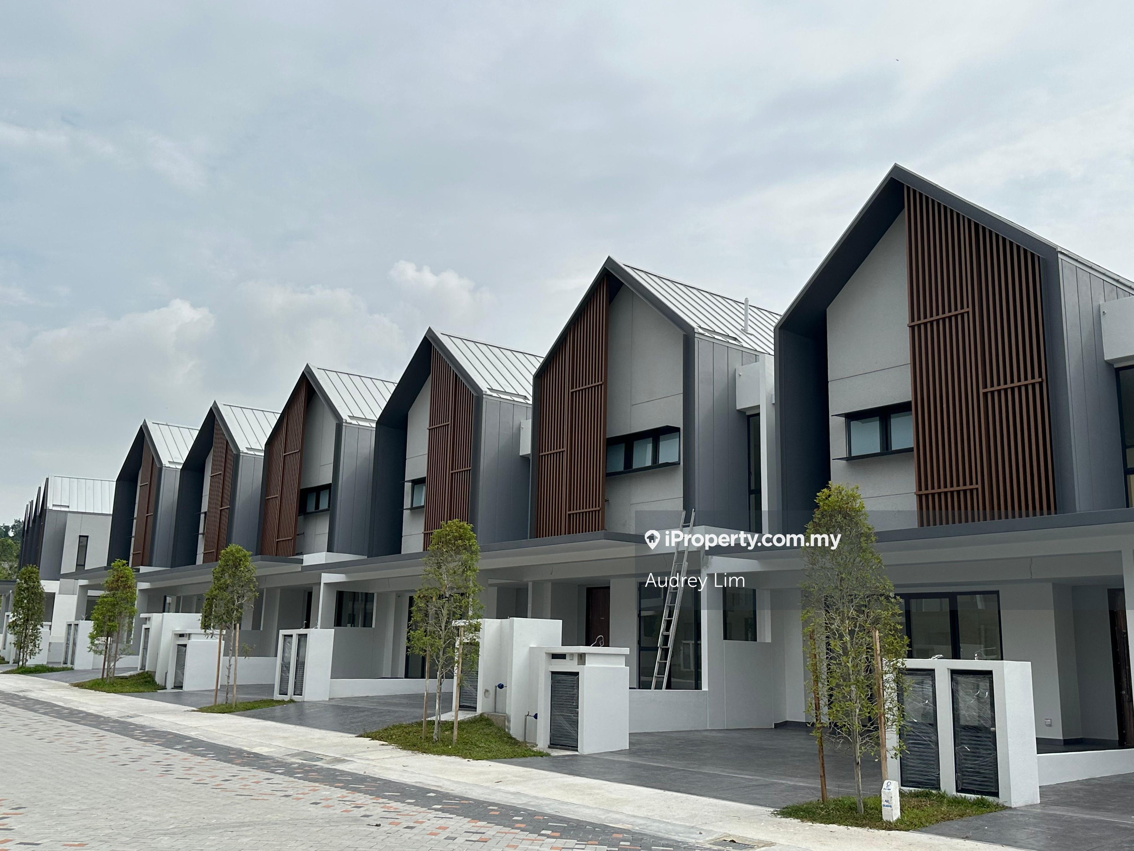 Terrace corner house for Sale