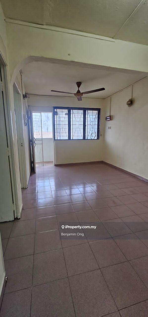 Skudai Tun Aminah Low Cost Flat