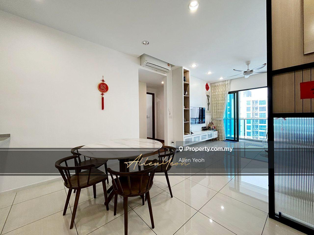 Queens Residences Q1 1200sqft Sea and Poolview, Near Queensbay Mall