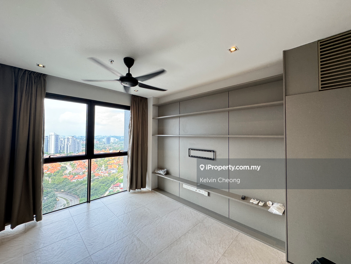 Partial Furnish Unit - Move in Ready