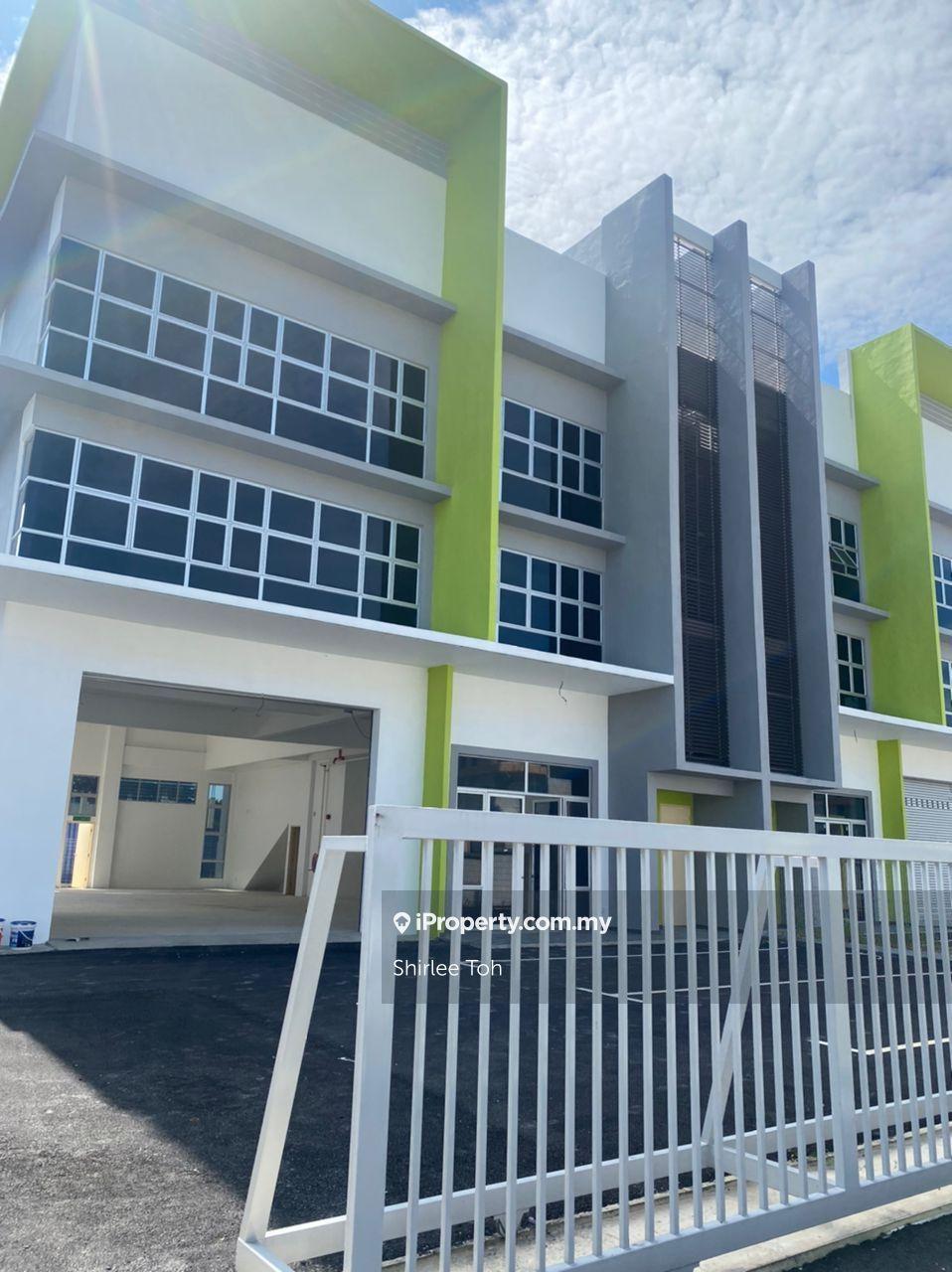 Semi D Three Storey Factory In Perdana Industrial Park
