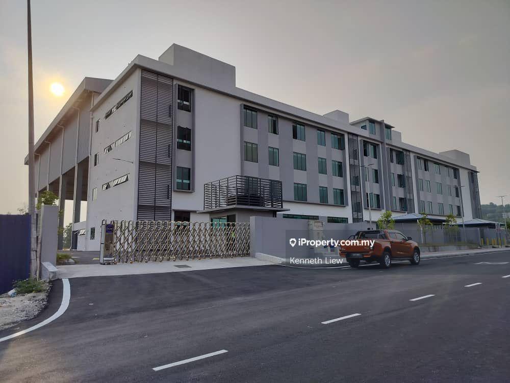 Newly built Factory in Kampung Baru Balakong 