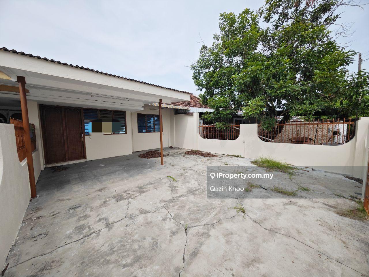 Freehold, Newly Painted, Good Condition, Good Location, Taman Mayfair