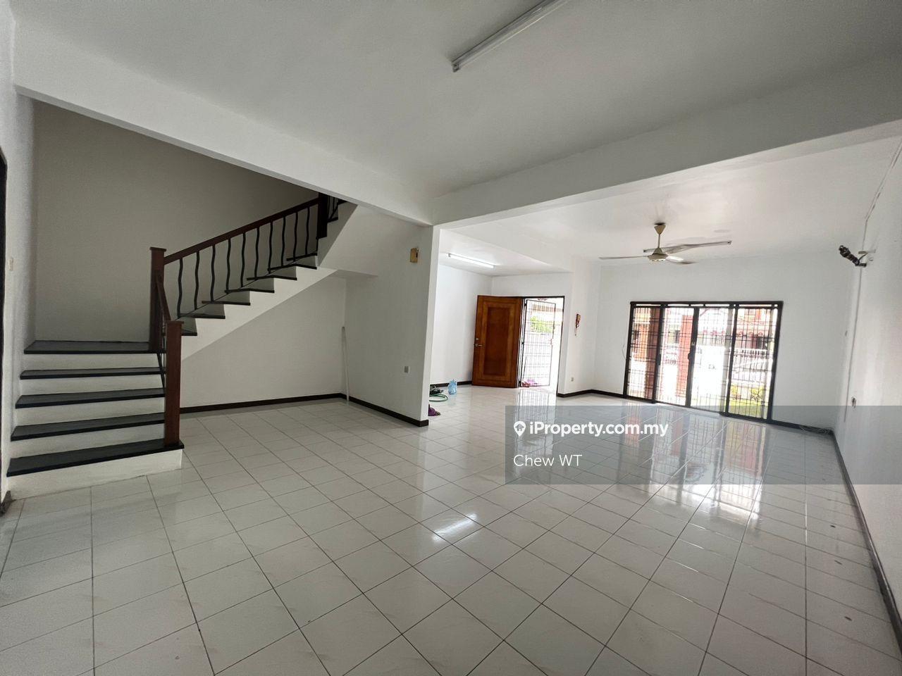 Tmn Desa Palma 2-stry Terrace Good Condition For Sale