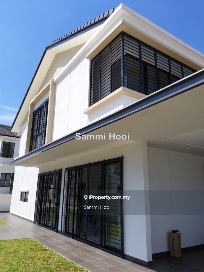 Terrace house for Sale