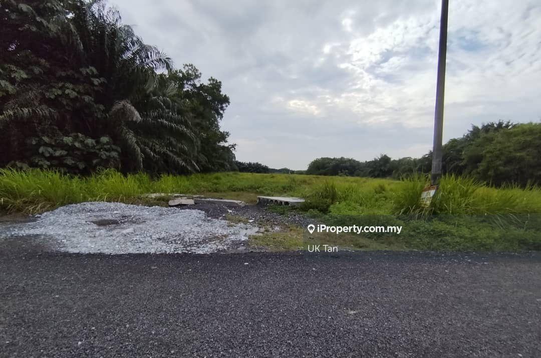 2.14 Acres Industrial Land (Facing Main Road) for Rent