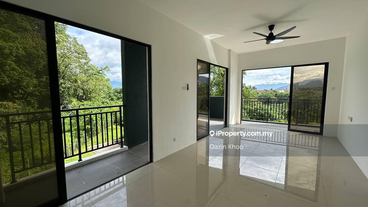 Corner Unit, Mountain View, L Shape Balcony, Good Condition, The Cove