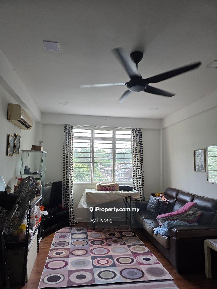 Well maintained unit 