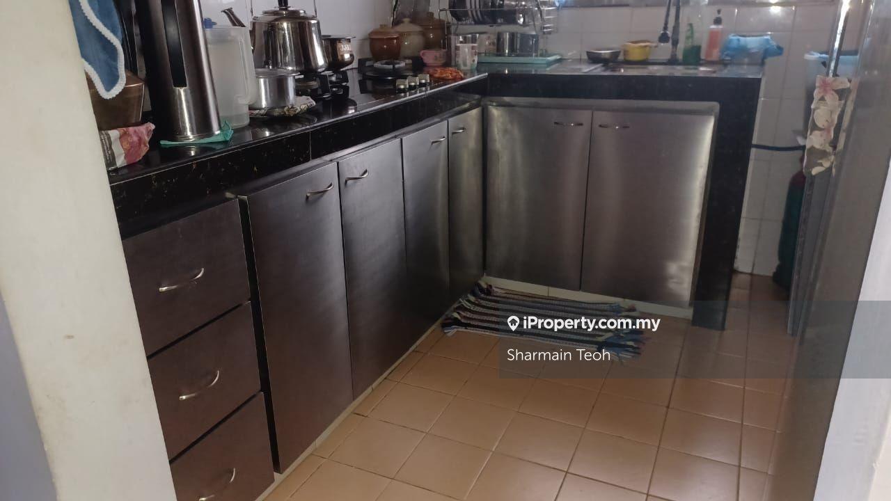 Good Renovated 3 Room Ria Apart Sri Ehsan Kepong Kuala Lumpur Metro Pr