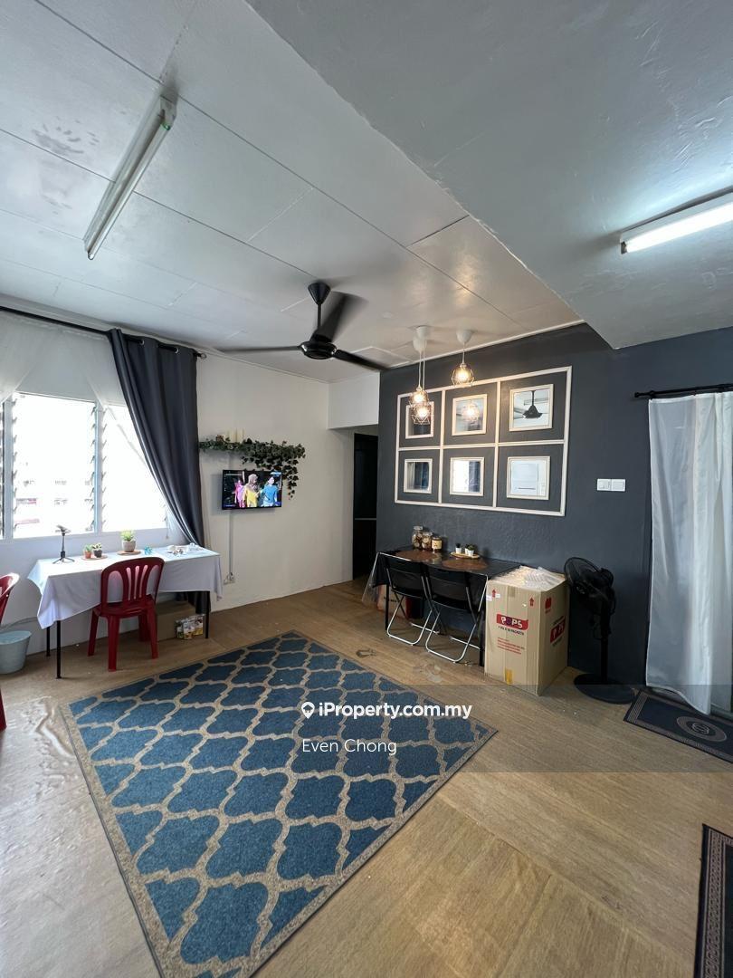 Bandar Sri Damansara Pangsapuri Sri Meranti for rent