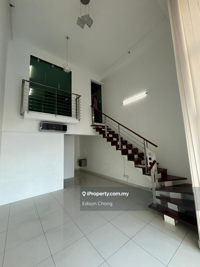 Plaza Azalea Shah Alam Seksyen 14 / Duplex unit / Move in Ready