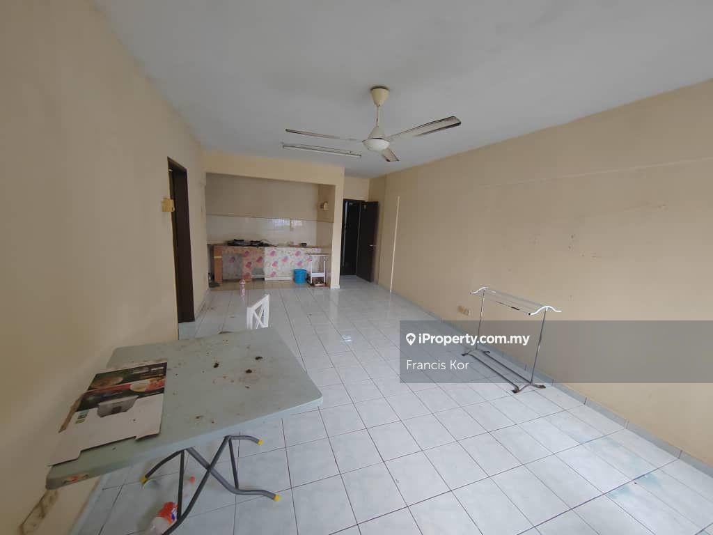 Pangsapuri Subang Suria for rent