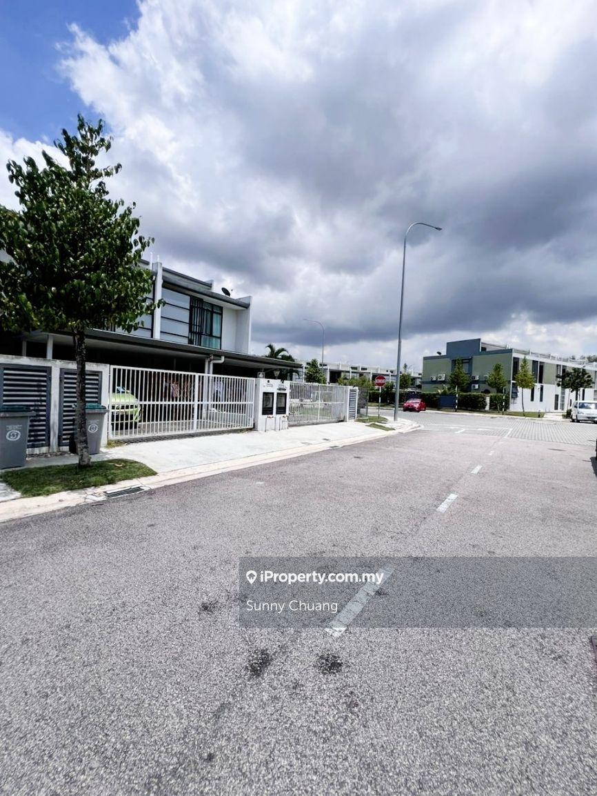 Seri alam citrine double storey gated guarded cheapest unit now