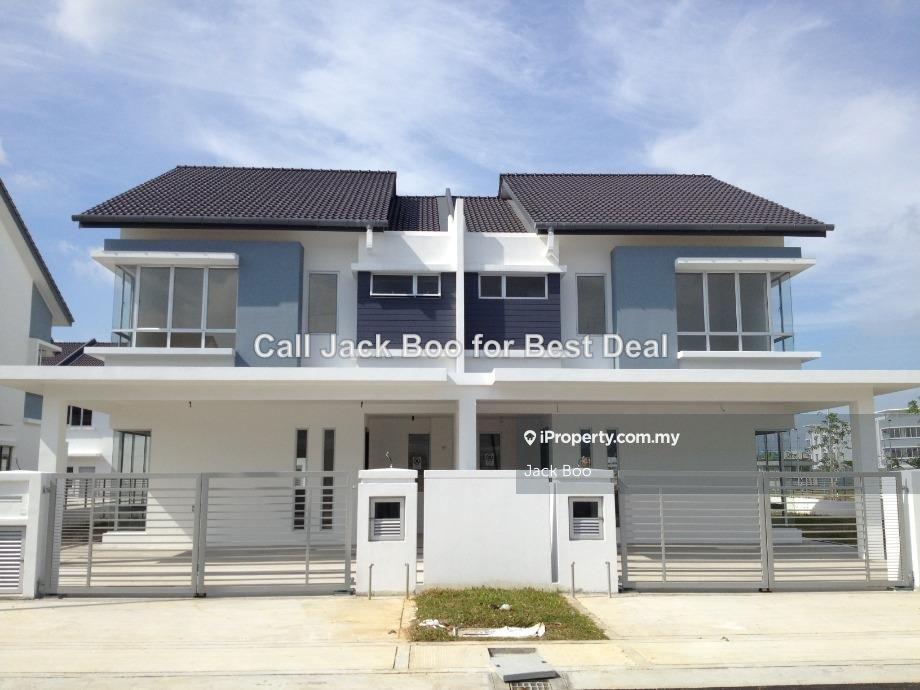 Semi-D house for Sale