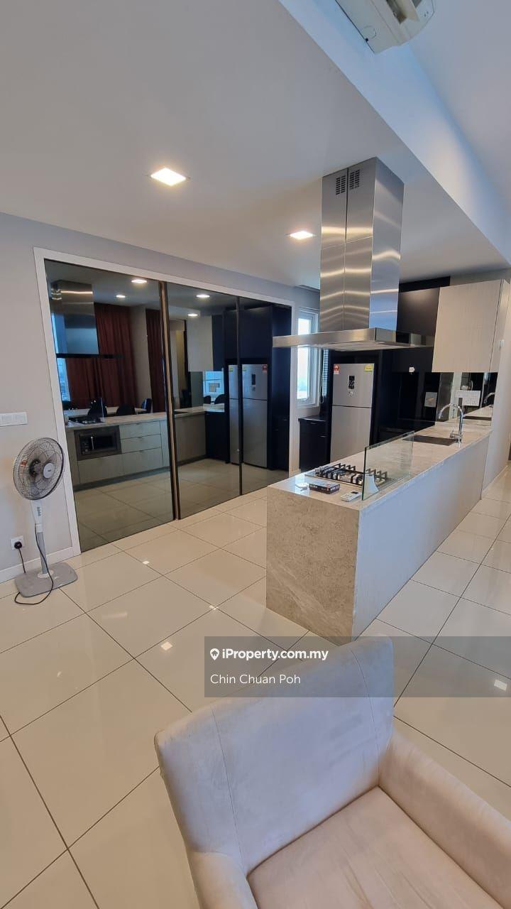 Uptown Residence for Sale
