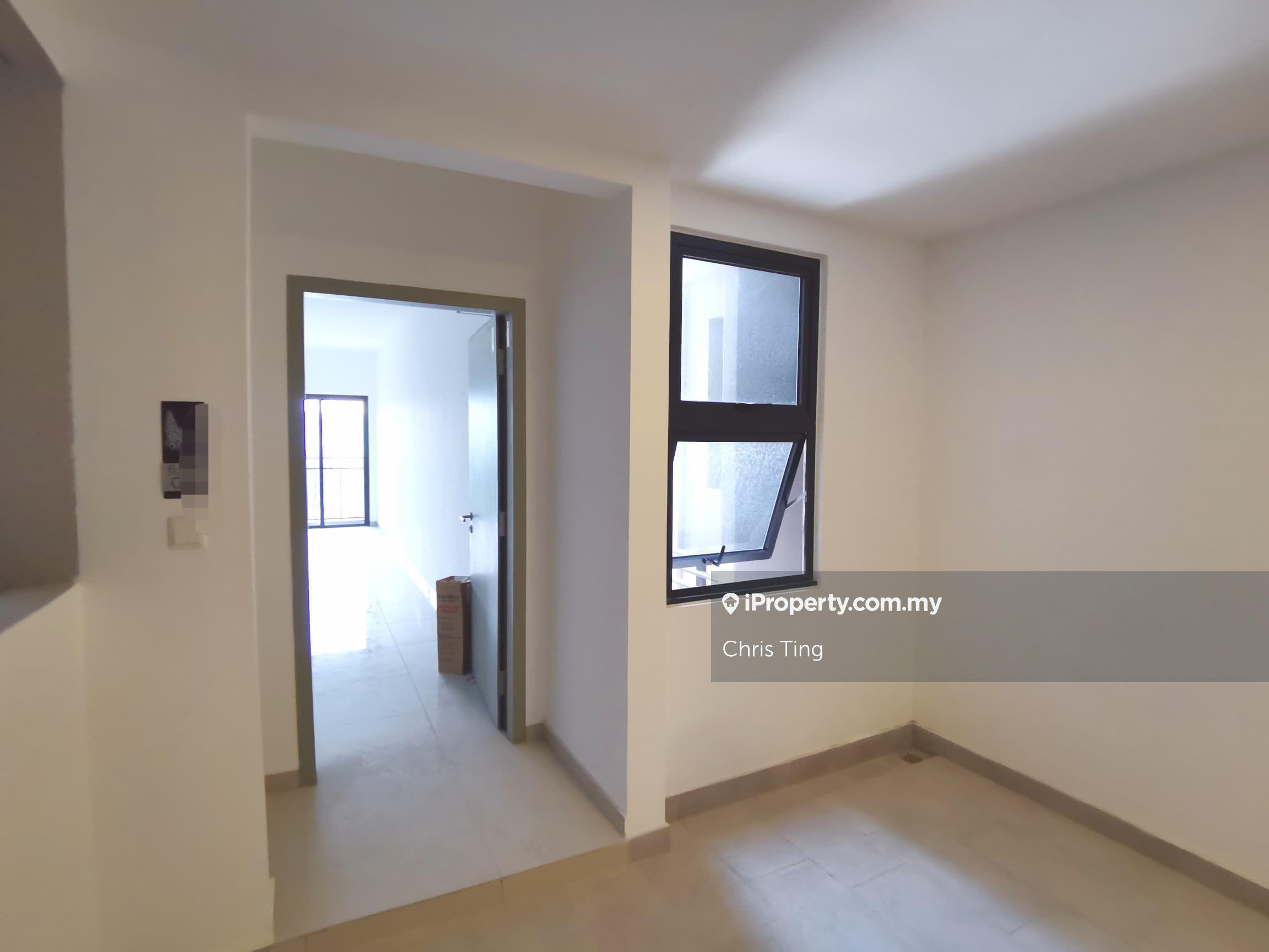 Limited corner unit with unblock forest view, Below market rate