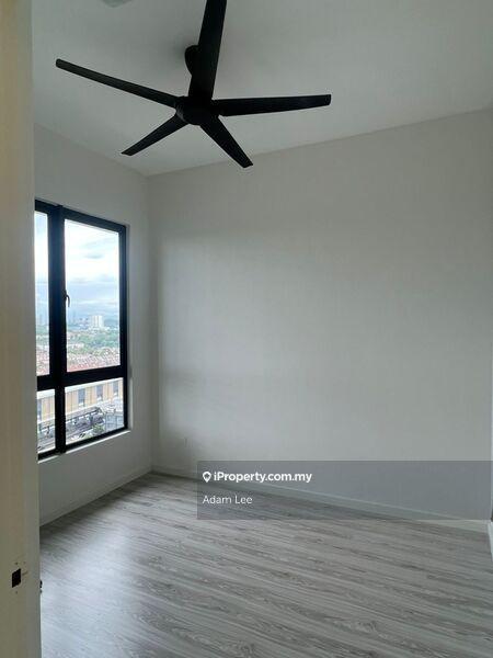 Below Market Value @ Meta City @ Many Unit On Hand