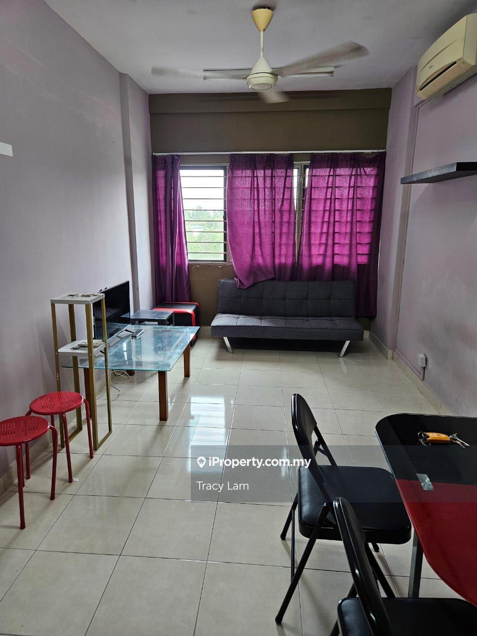 3r2b Comfortable Living @ Suria Ixora, Fully Furnished Deal, 2 carpark