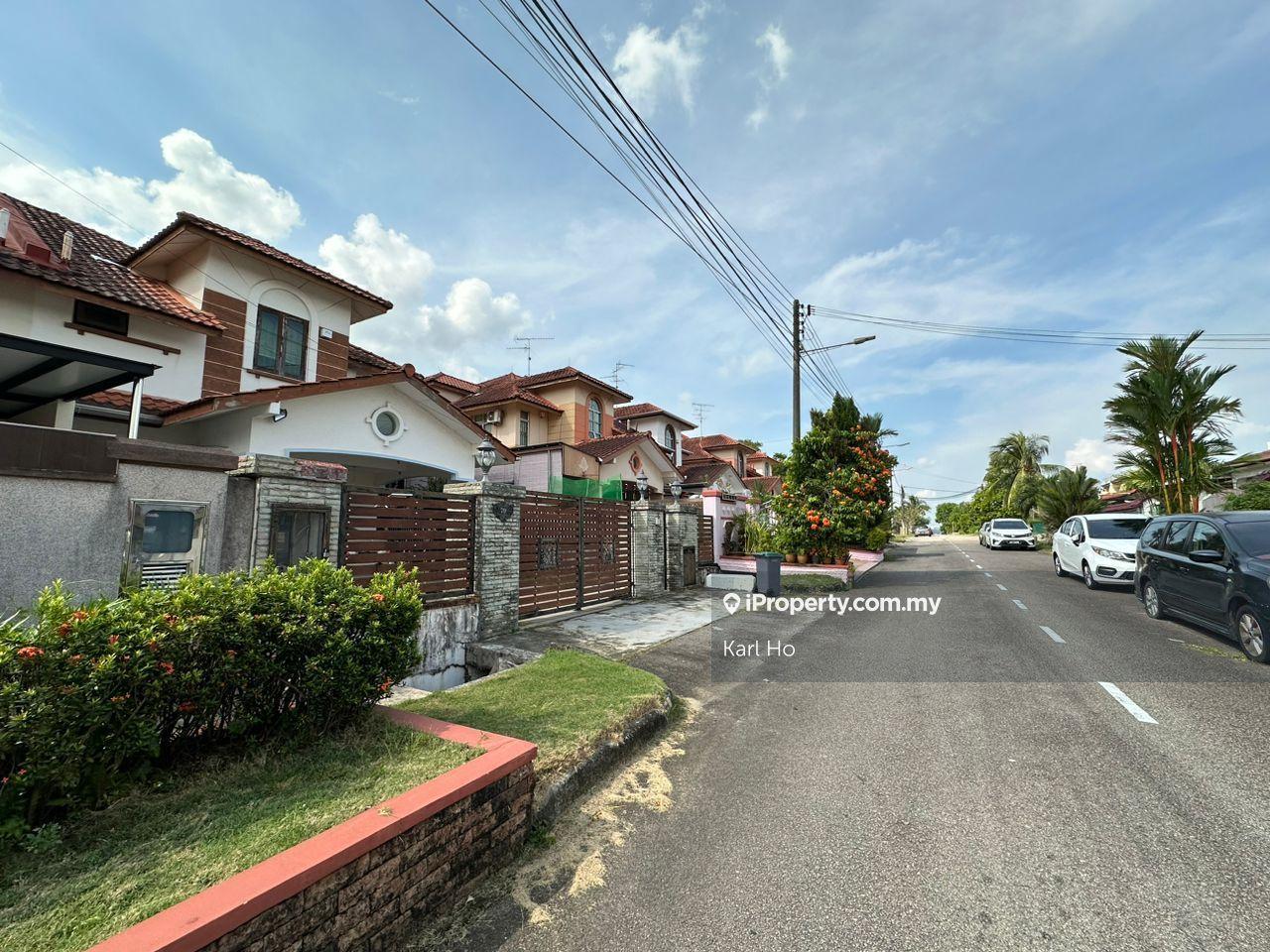 Taman Perling Jalan Belibis 2 Storey Semi-D Renovation 35x86