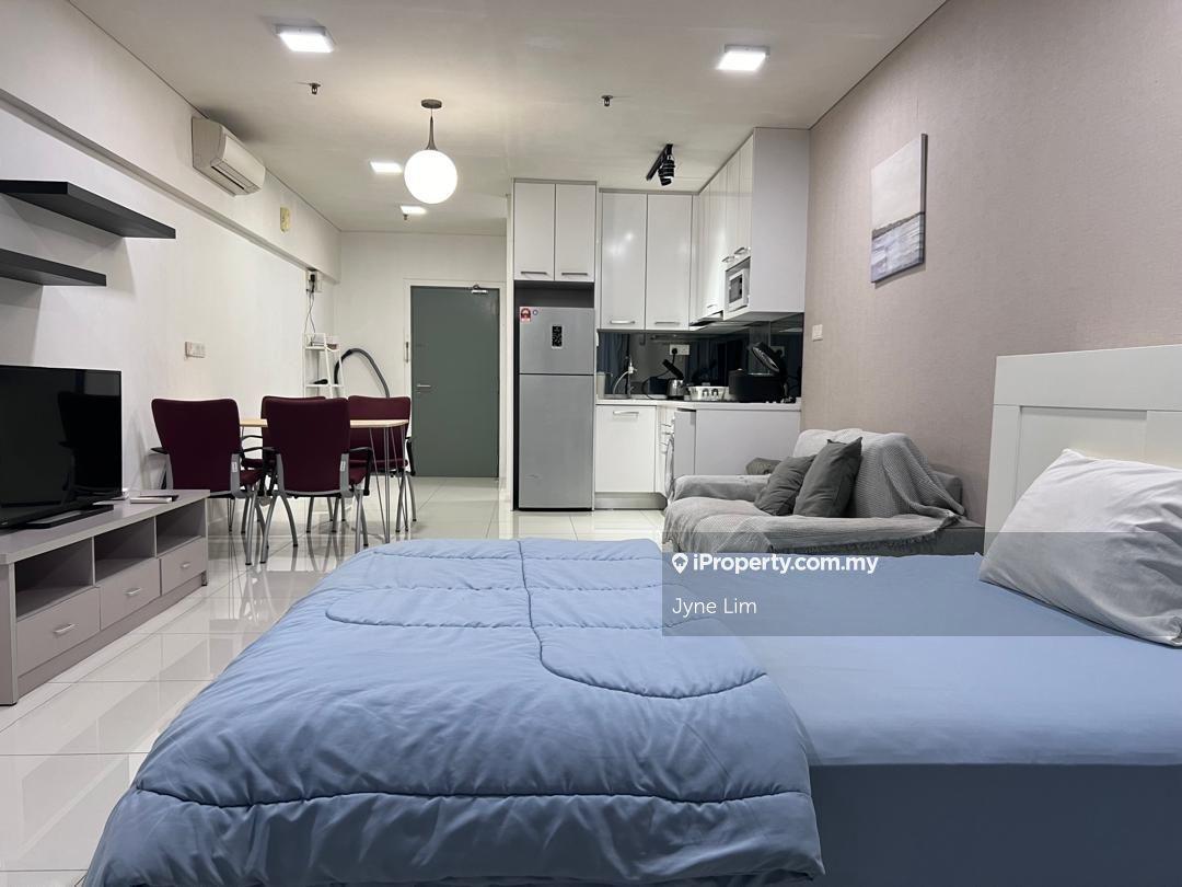 Superb Deal. Walk to KLCC, LRT. Many Units Available for Options!