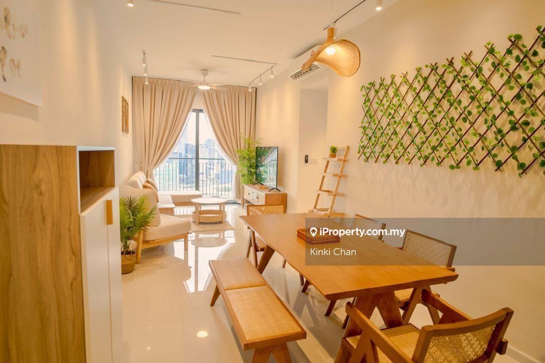 High floor, facing klcc, fully furnished