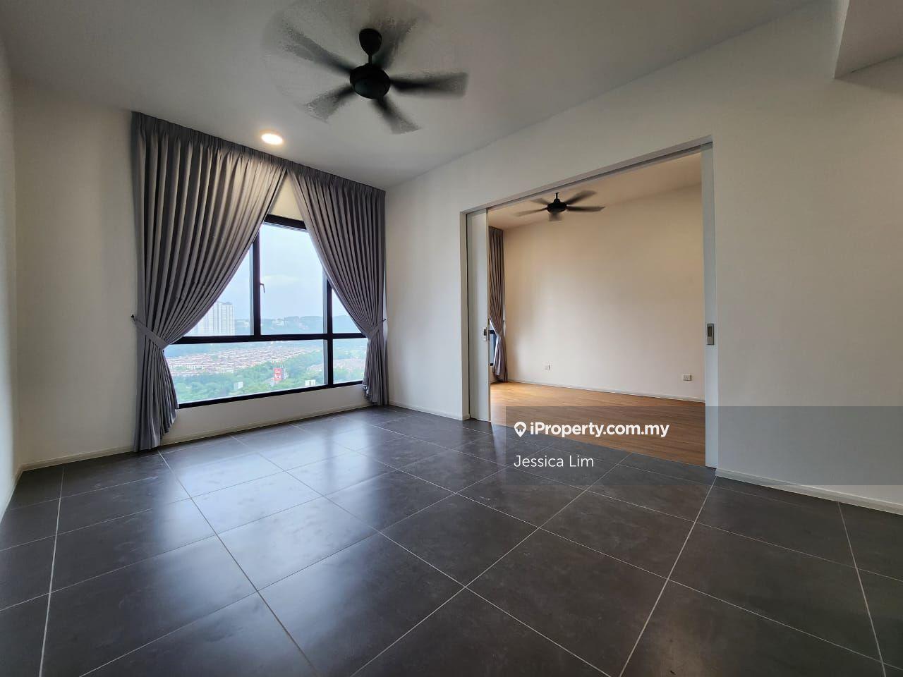 Well maintained condo for sale at competitive pricing