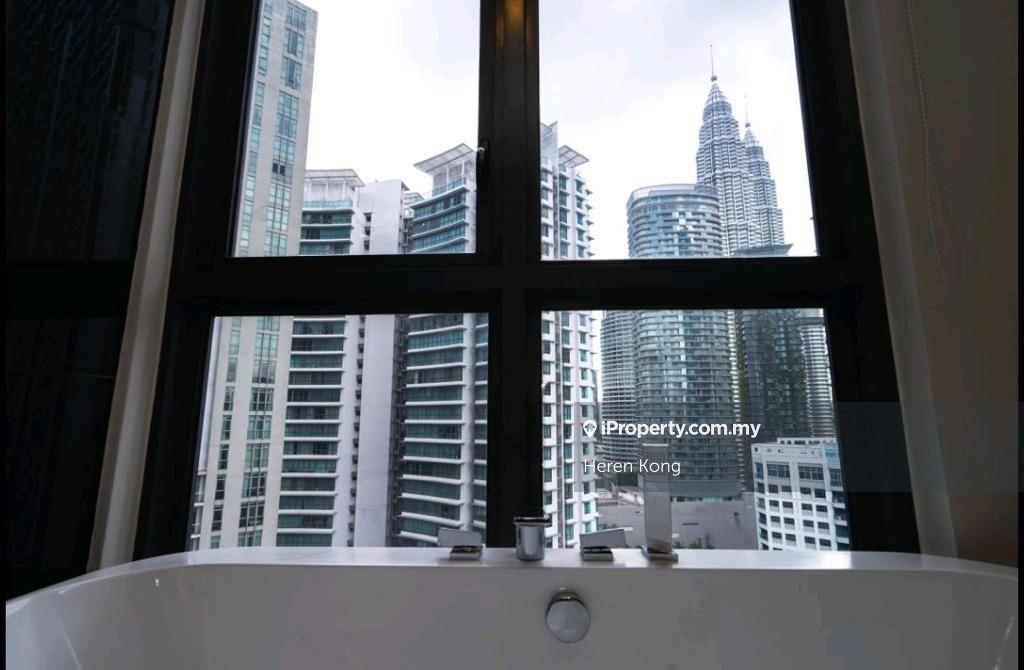 High end condo with walking distance to KLCC.