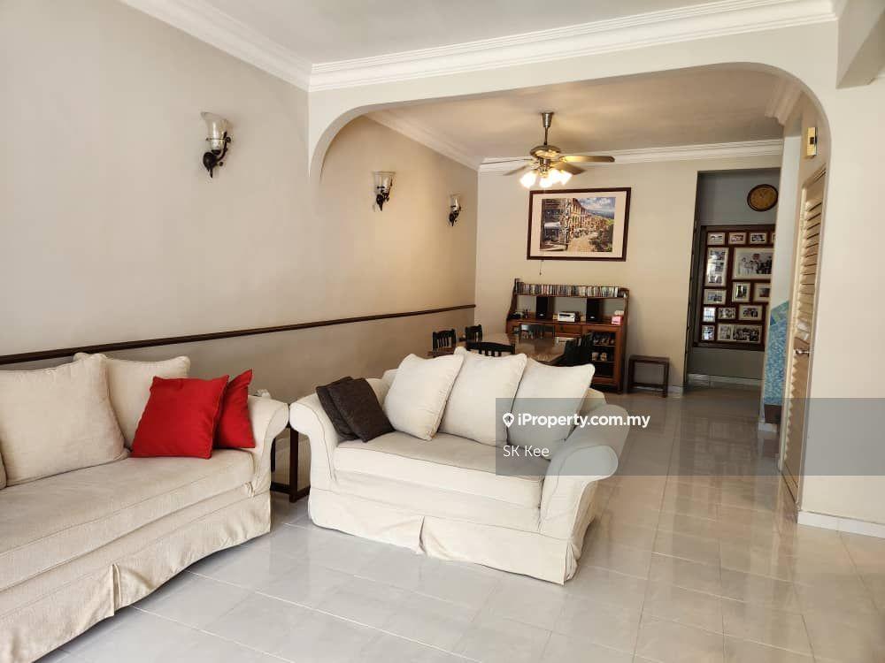 Well-Kept Double Storey Terrace House 22x75