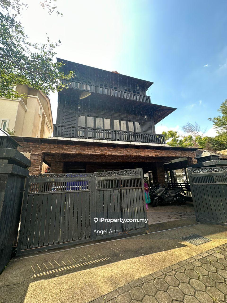 Villa Kristal Height  2.5 Storey Semi D Corner