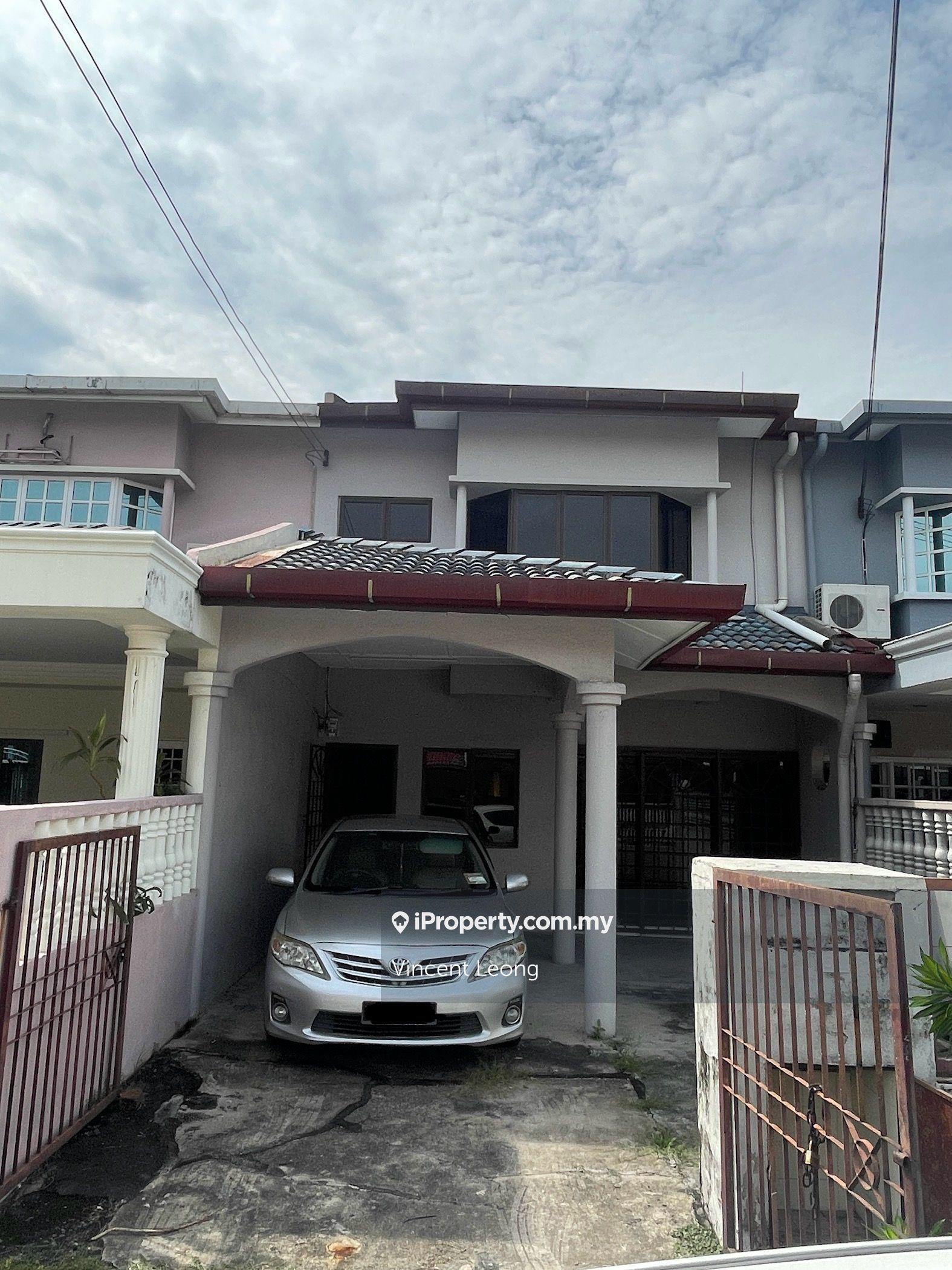 Below Market Value double storey house in Klang