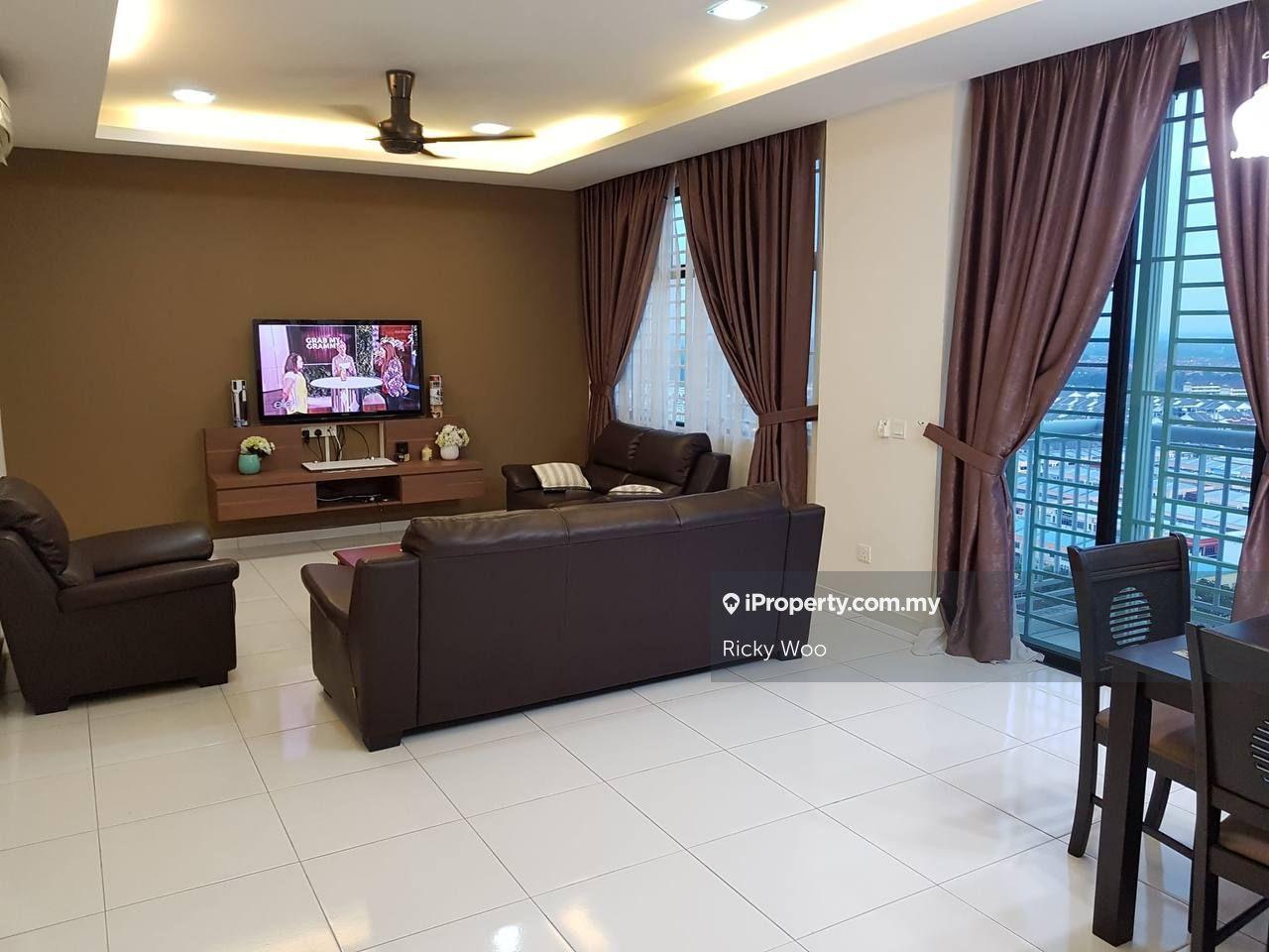 Spacious condo at Sky Executive Suites Bukit Indah