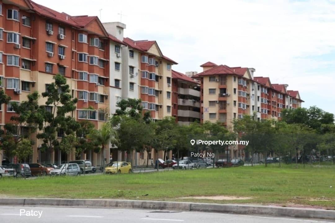 Carlina Apartment, Kota Damansara, 3 Rooms 2 Bath for Sale