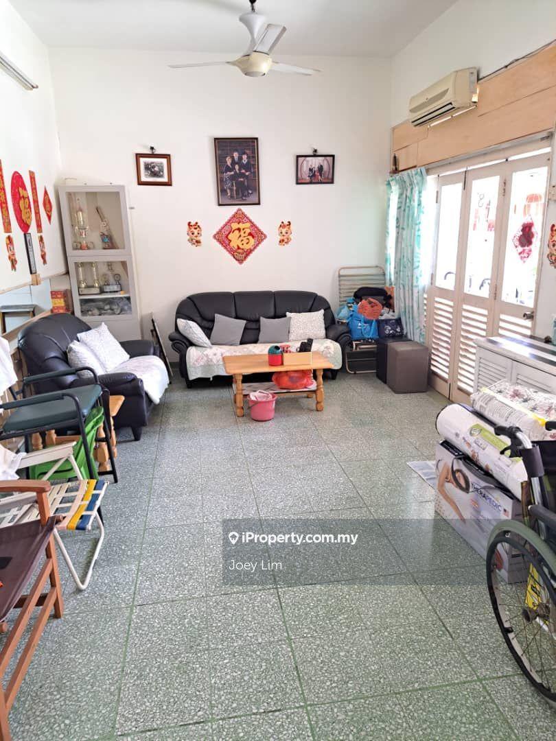 Double Storey Terrace House @ Taman Cheras , Yulek