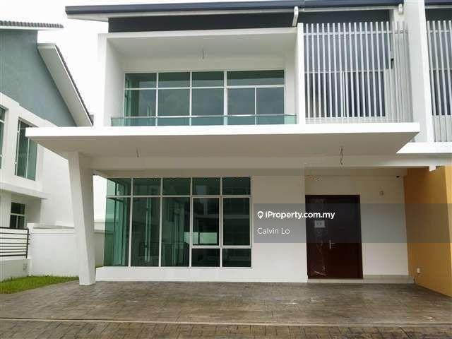 2 sty Semi-D Palmiera Kinrara Residence Bandar Kinrara